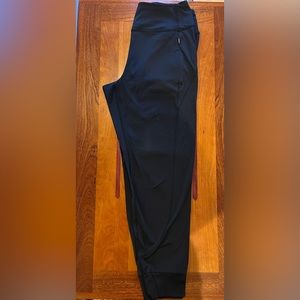 Athleta distance jogger